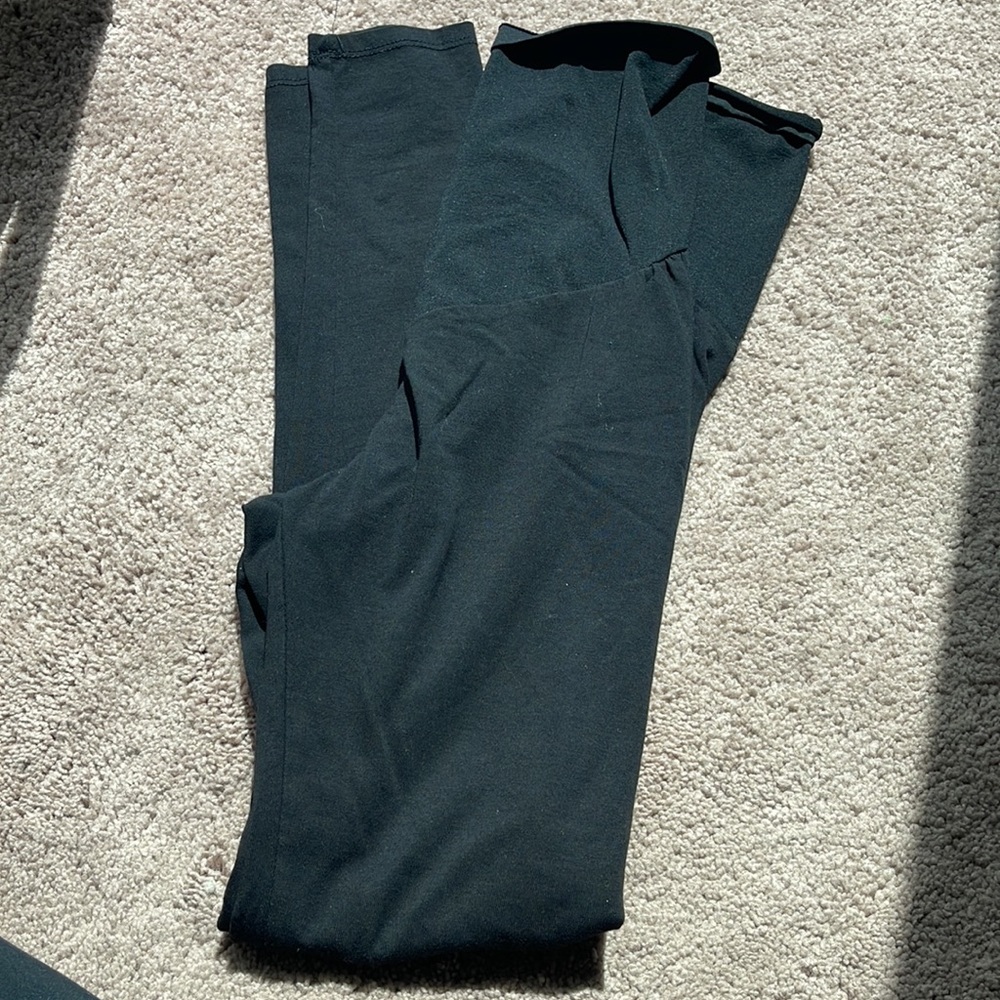 6 size small maternity leggings - Picture 8 of 11